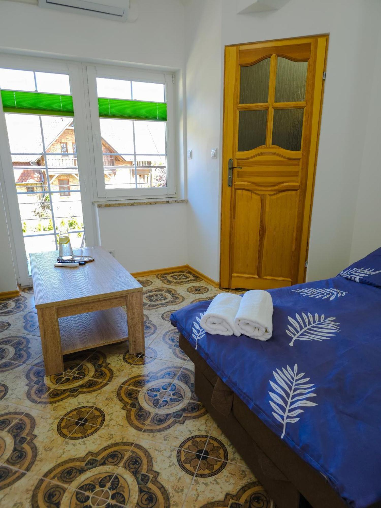 Koga Apartamenty Микошево Екстериор снимка